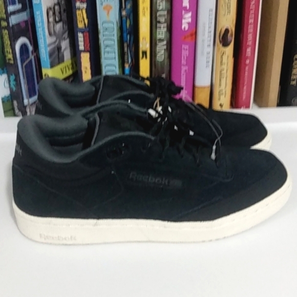 REEBOK BLACK SUEDE CLUB C MID II TENNIS SHOES SNEAKERS SIZE 5.5 NWT - Picture 4 of 11
